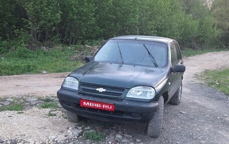 Chevrolet Niva I рестайлинг, 2005 год, 160 000 рублей, 1 фотография