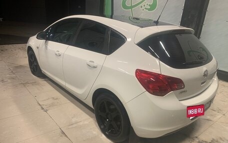 Opel Astra J, 2012 год, 650 000 рублей, 4 фотография