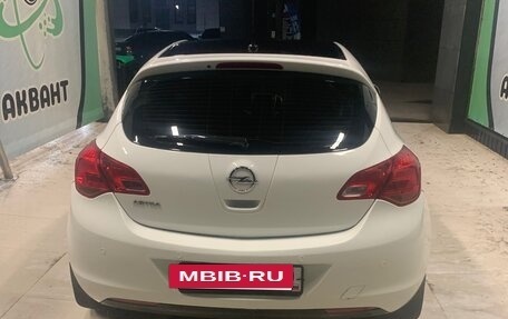 Opel Astra J, 2012 год, 650 000 рублей, 3 фотография