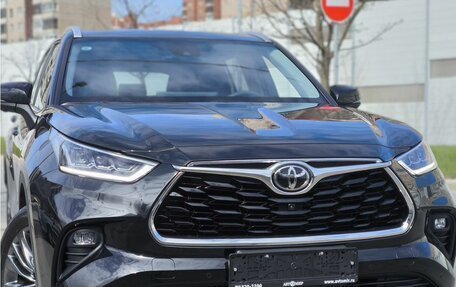 Toyota Highlander, 2026 год, 5 790 000 рублей, 5 фотография