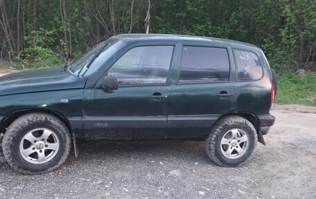 Chevrolet Niva I рестайлинг, 2005 год, 160 000 рублей, 3 фотография
