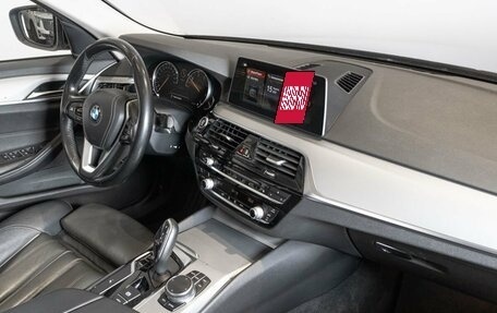 BMW 5 серия, 2018 год, 2 654 000 рублей, 7 фотография