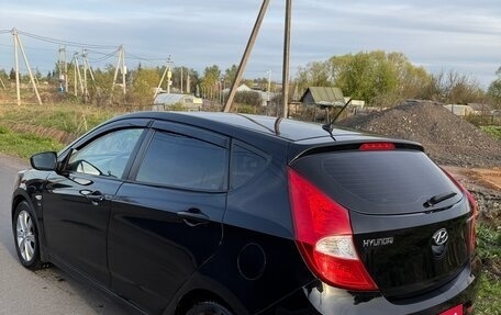 Hyundai Solaris II рестайлинг, 2015 год, 845 000 рублей, 4 фотография