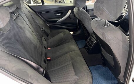 BMW 3 серия, 2015 год, 2 640 000 рублей, 28 фотография