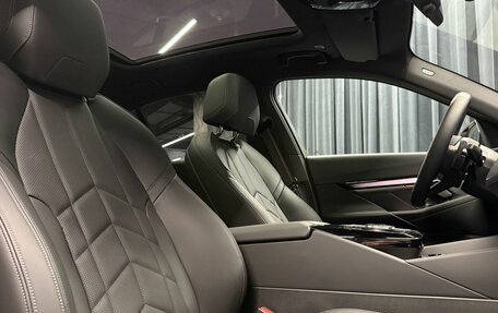 BMW 5 серия, 2025 год, 7 994 000 рублей, 23 фотография