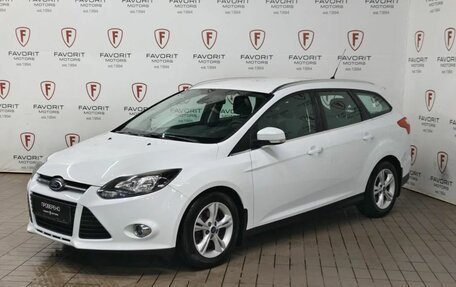 Ford Focus III, 2013 год, 995 000 рублей, 1 фотография