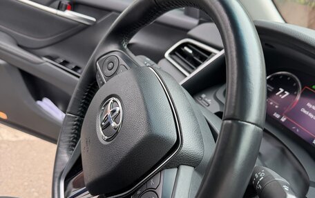 Toyota Camry, 2022 год, 3 200 000 рублей, 6 фотография