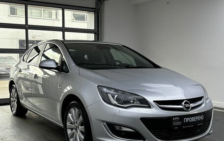 Opel Astra J, 2013 год, 745 000 рублей, 3 фотография