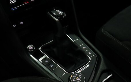 Volkswagen Tiguan II, 2021 год, 3 149 000 рублей, 10 фотография