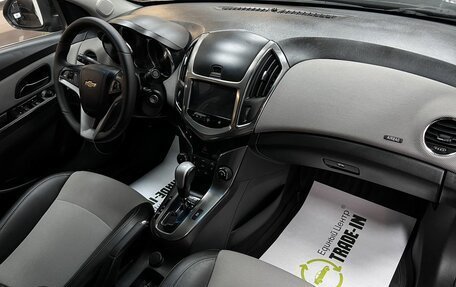 Chevrolet Cruze II, 2014 год, 1 095 000 рублей, 14 фотография