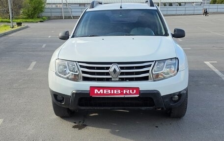 Renault Duster I рестайлинг, 2014 год, 560 000 рублей, 1 фотография