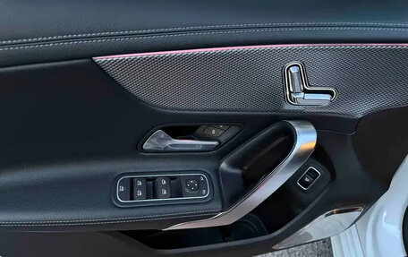 Mercedes-Benz A-Класс, 2022 год, 2 290 000 рублей, 16 фотография