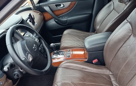 Infiniti QX70, 2013 год, 2 400 000 рублей, 12 фотография