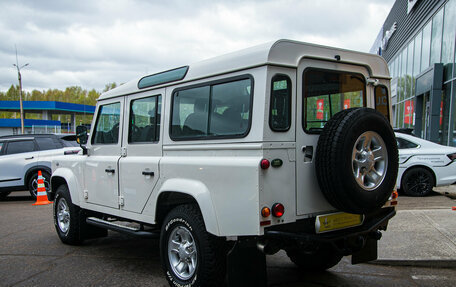 Land Rover Defender I, 2009 год, 2 598 000 рублей, 6 фотография
