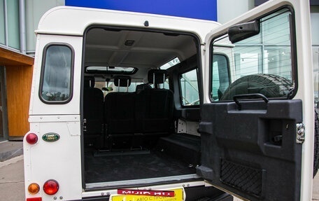 Land Rover Defender I, 2009 год, 2 598 000 рублей, 10 фотография