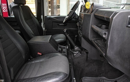 Land Rover Defender I, 2009 год, 2 598 000 рублей, 18 фотография