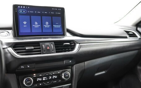 Mazda 6, 2016 год, 1 899 000 рублей, 15 фотография