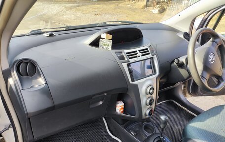Toyota Vitz, 2006 год, 430 000 рублей, 10 фотография