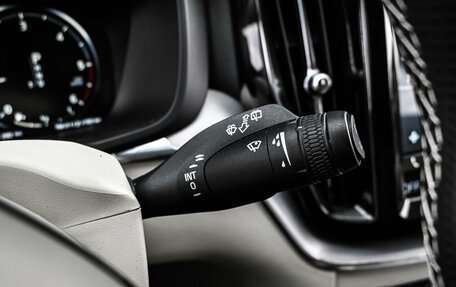 Volvo XC60 II, 2018 год, 3 669 000 рублей, 19 фотография