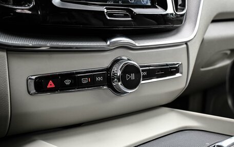 Volvo XC60 II, 2018 год, 3 669 000 рублей, 24 фотография