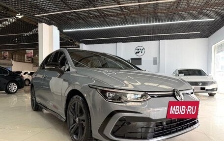 Volkswagen Golf VIII, 2020 год, 1 675 000 рублей, 3 фотография