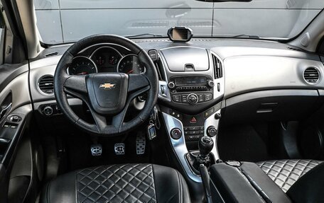 Chevrolet Cruze II, 2013 год, 749 000 рублей, 6 фотография