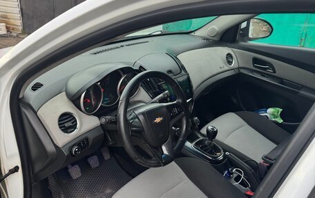 Chevrolet Cruze II, 2013 год, 610 000 рублей, 7 фотография