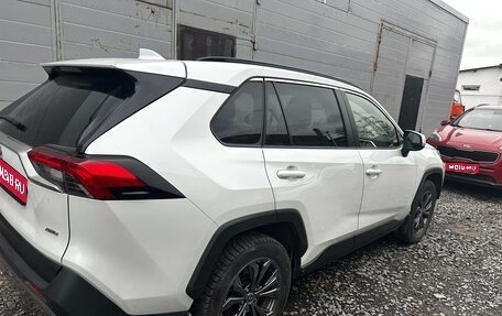 Toyota RAV4, 2023 год, 3 550 000 рублей, 1 фотография