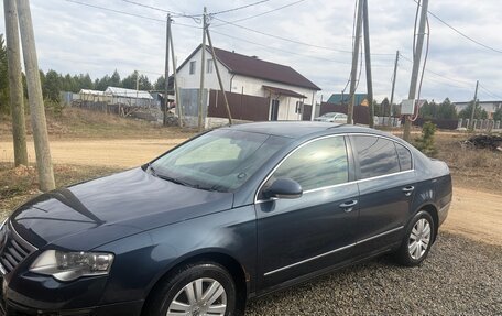 Volkswagen Passat B6, 2006 год, 600 000 рублей, 4 фотография