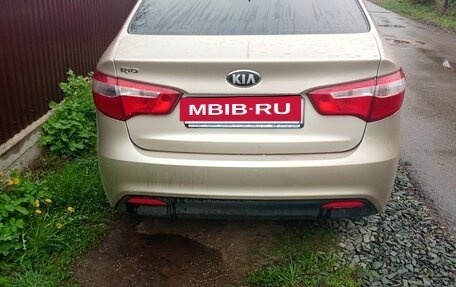 KIA Rio III рестайлинг, 2013 год, 750 000 рублей, 4 фотография