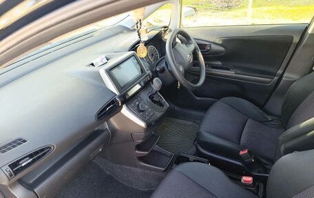 Toyota Wish II, 2013 год, 1 490 000 рублей, 4 фотография