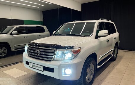Toyota Land Cruiser 200, 2014 год, 4 900 000 рублей, 3 фотография