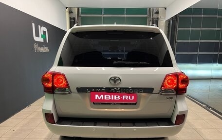 Toyota Land Cruiser 200, 2014 год, 4 900 000 рублей, 4 фотография