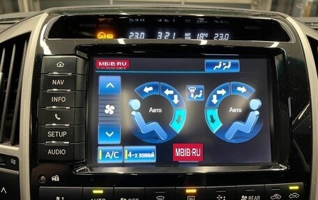 Toyota Land Cruiser 200, 2014 год, 4 900 000 рублей, 26 фотография