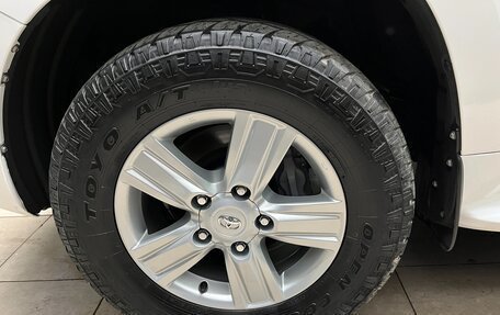 Toyota Land Cruiser 200, 2014 год, 4 900 000 рублей, 33 фотография