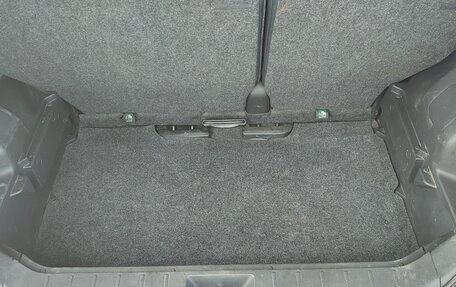 Nissan Note II рестайлинг, 2011 год, 690 000 рублей, 16 фотография