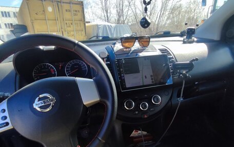 Nissan Note II рестайлинг, 2011 год, 690 000 рублей, 24 фотография