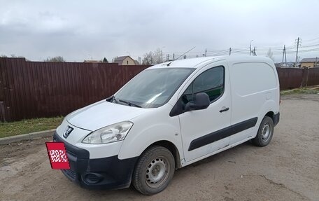 Peugeot Partner II рестайлинг 2, 2011 год, 430 000 рублей, 3 фотография