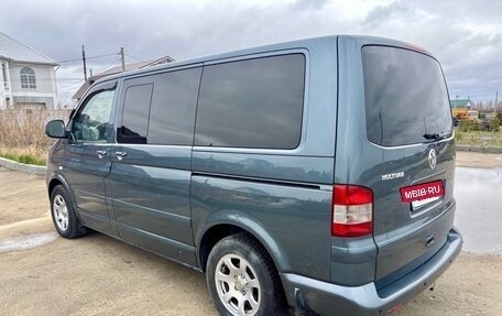 Volkswagen Multivan T5, 2005 год, 1 200 000 рублей, 2 фотография
