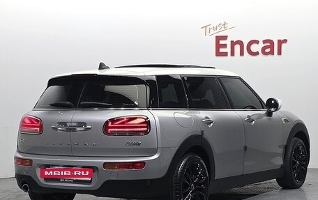 MINI Clubman, 2023 год, 1 980 000 рублей, 2 фотография