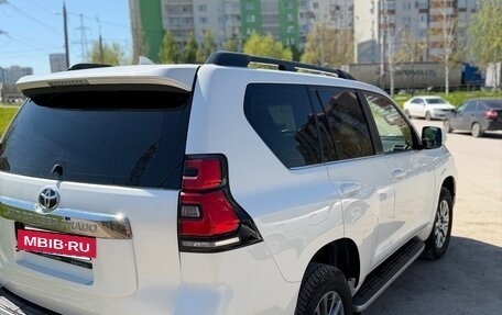 Toyota Land Cruiser Prado 150 рестайлинг 2, 2019 год, 4 500 000 рублей, 3 фотография