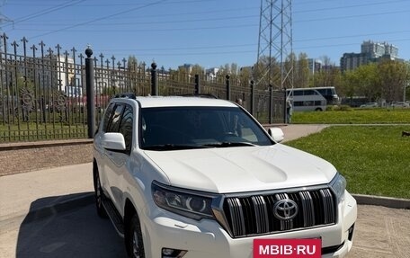 Toyota Land Cruiser Prado 150 рестайлинг 2, 2019 год, 4 500 000 рублей, 6 фотография