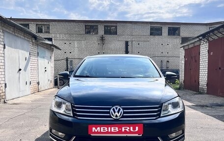 Volkswagen Passat B7, 2012 год, 1 390 000 рублей, 2 фотография