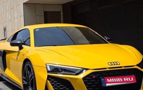 Audi R8, 2023 год, 19 341 776 рублей, 4 фотография
