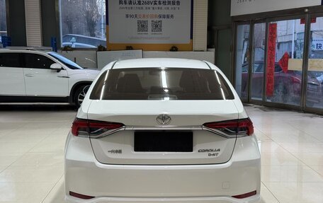 Toyota Corolla, 2021 год, 1 340 000 рублей, 5 фотография