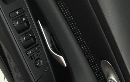 Hyundai Elantra, 2023 год, 1 450 000 рублей, 13 фотография