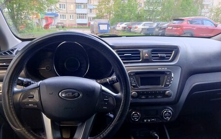 KIA Rio III рестайлинг, 2013 год, 780 000 рублей, 5 фотография