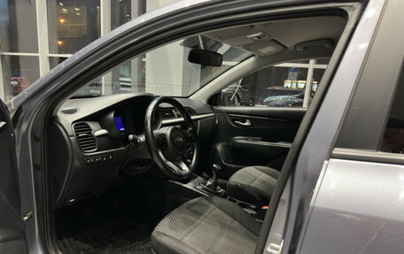 KIA Rio IV, 2019 год, 1 370 000 рублей, 9 фотография