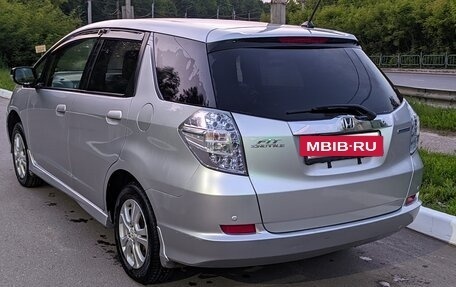 Honda Fit Shuttle I рестайлинг, 2012 год, 925 000 рублей, 2 фотография