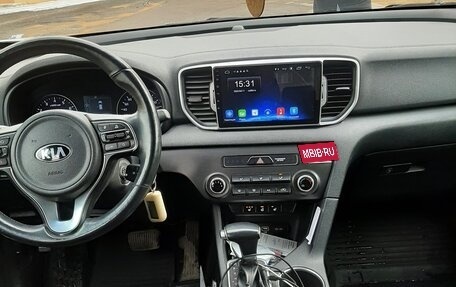 KIA Sportage IV рестайлинг, 2016 год, 1 600 000 рублей, 6 фотография